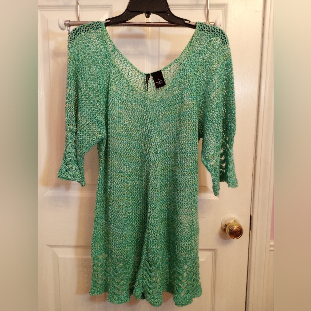 SKU 201W New Directions crochet top.